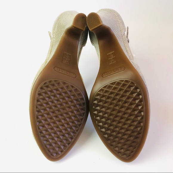 Aerosoles Paperback Metallic Cross Strap Pumps - Picture 9 of 13